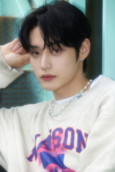 ahn.jpg